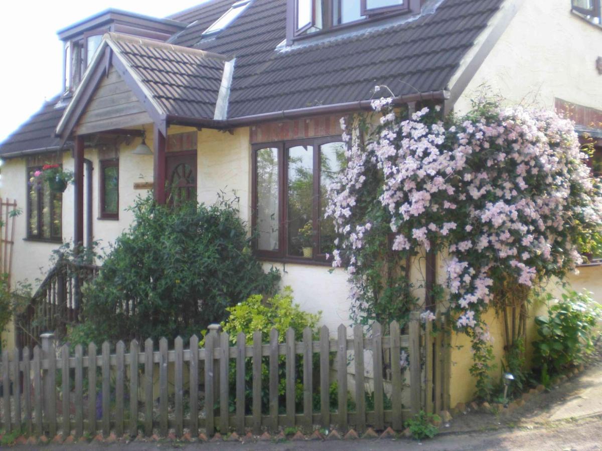 Skerries B And B Lyme Regis Exterior foto